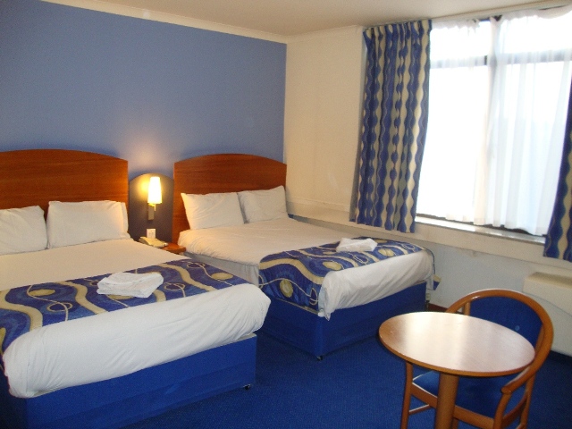 room detail thumbnail 0