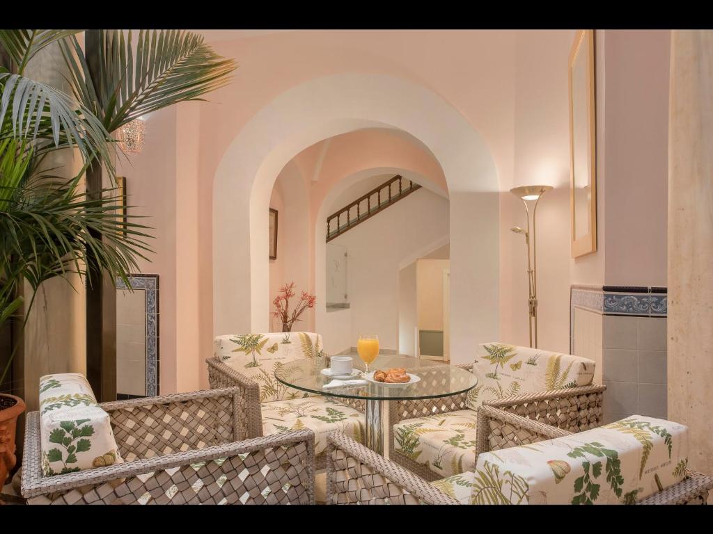 Hotel anacapri, Granada