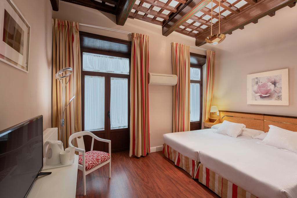 Hotel anacapri, Granada