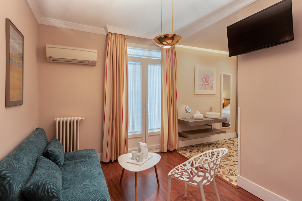 Hotel anacapri, Granada