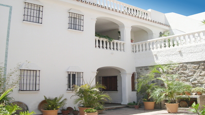 Apartamentos la mundial, Málaga