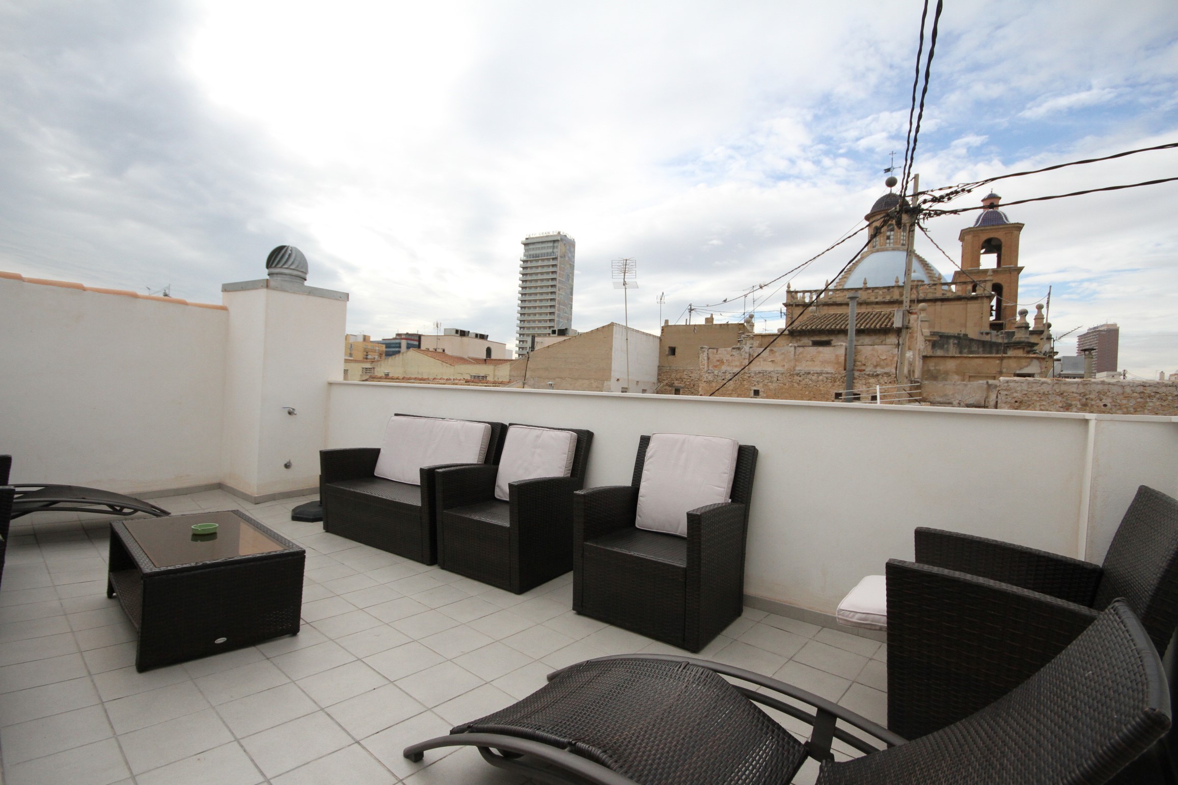 Apt. tito san agustín, Alicante