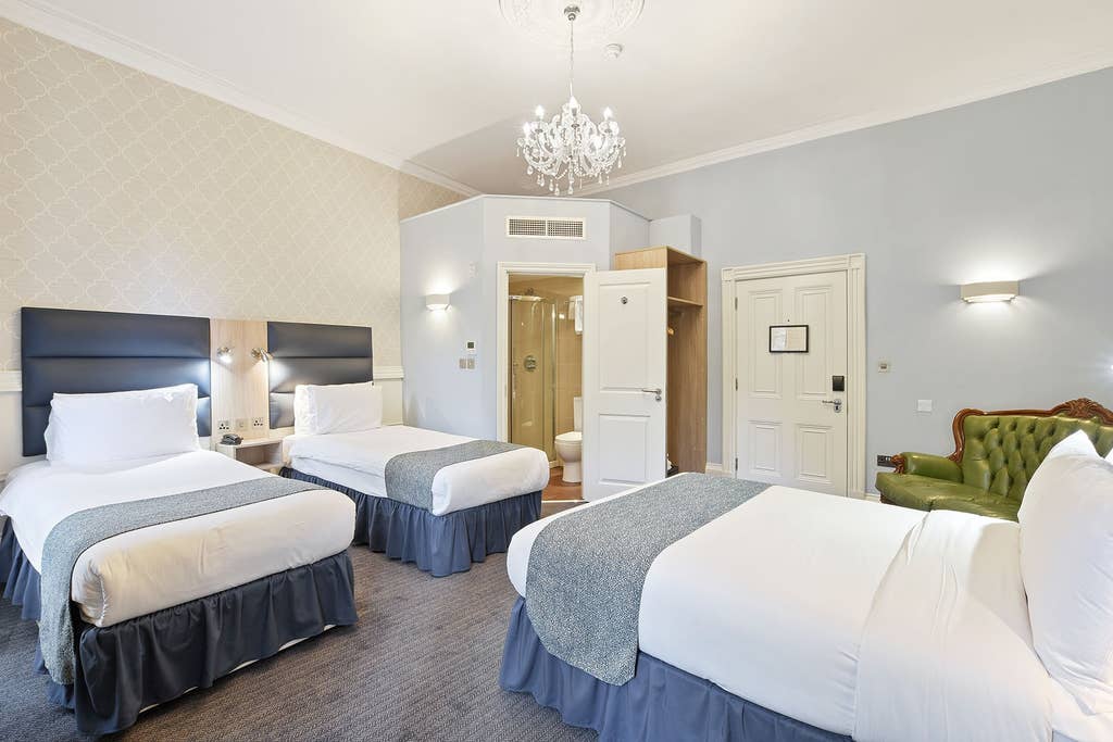 room detail thumbnail 0