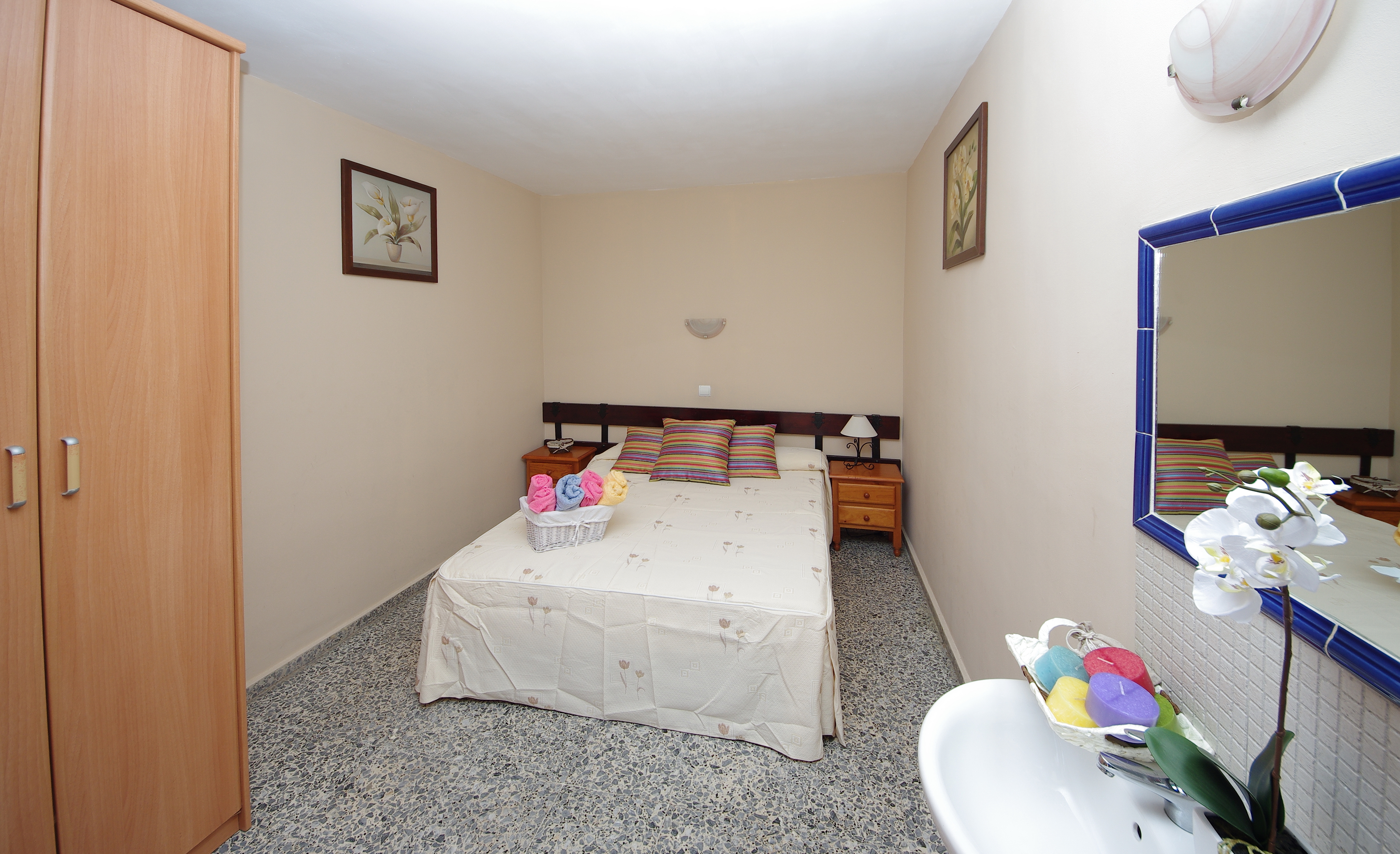 Habitación doble estándar con baño compartido