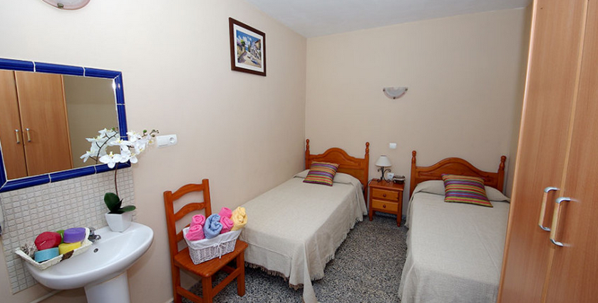 Habitación doble estándar con baño compartido