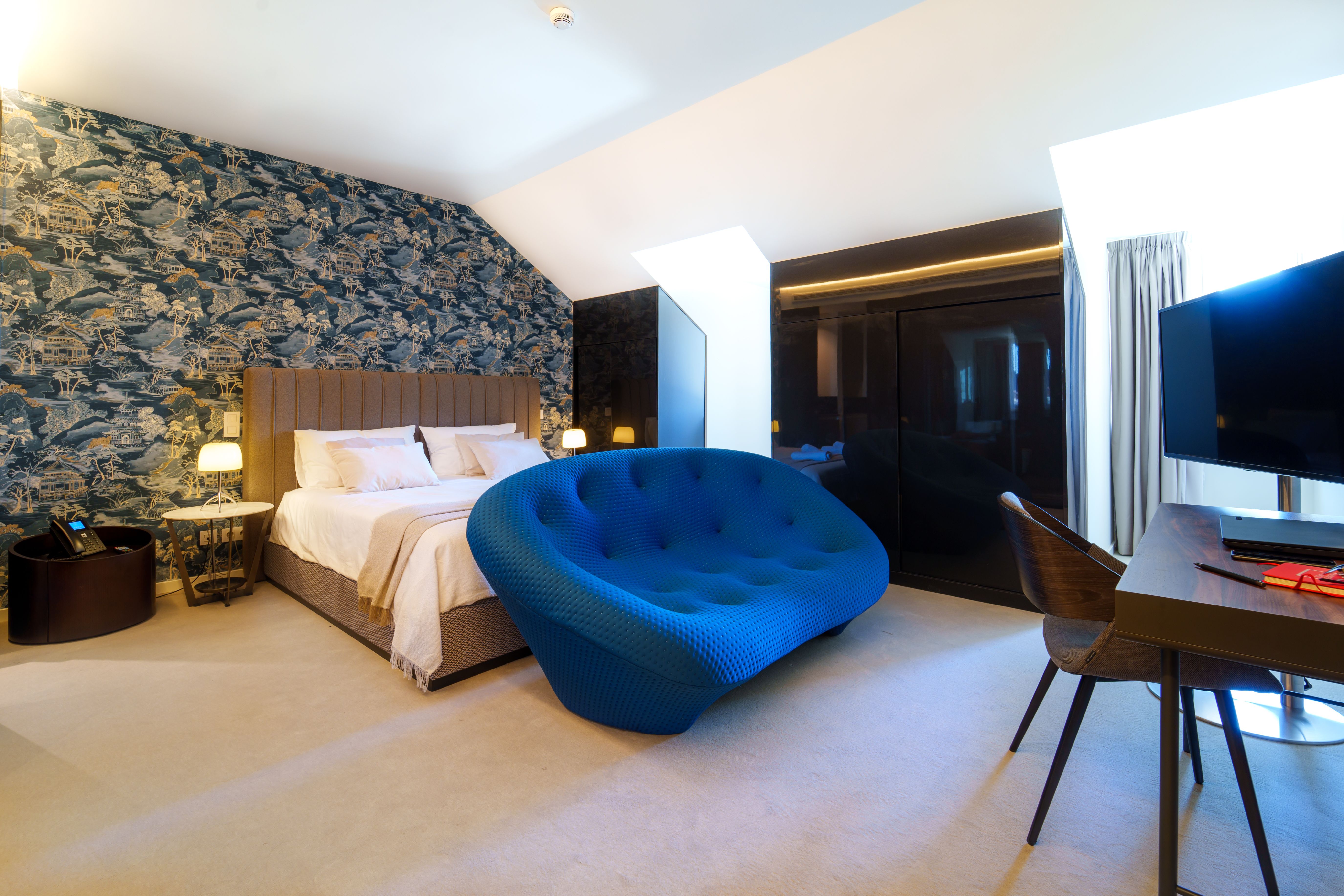 room detail thumbnail 0