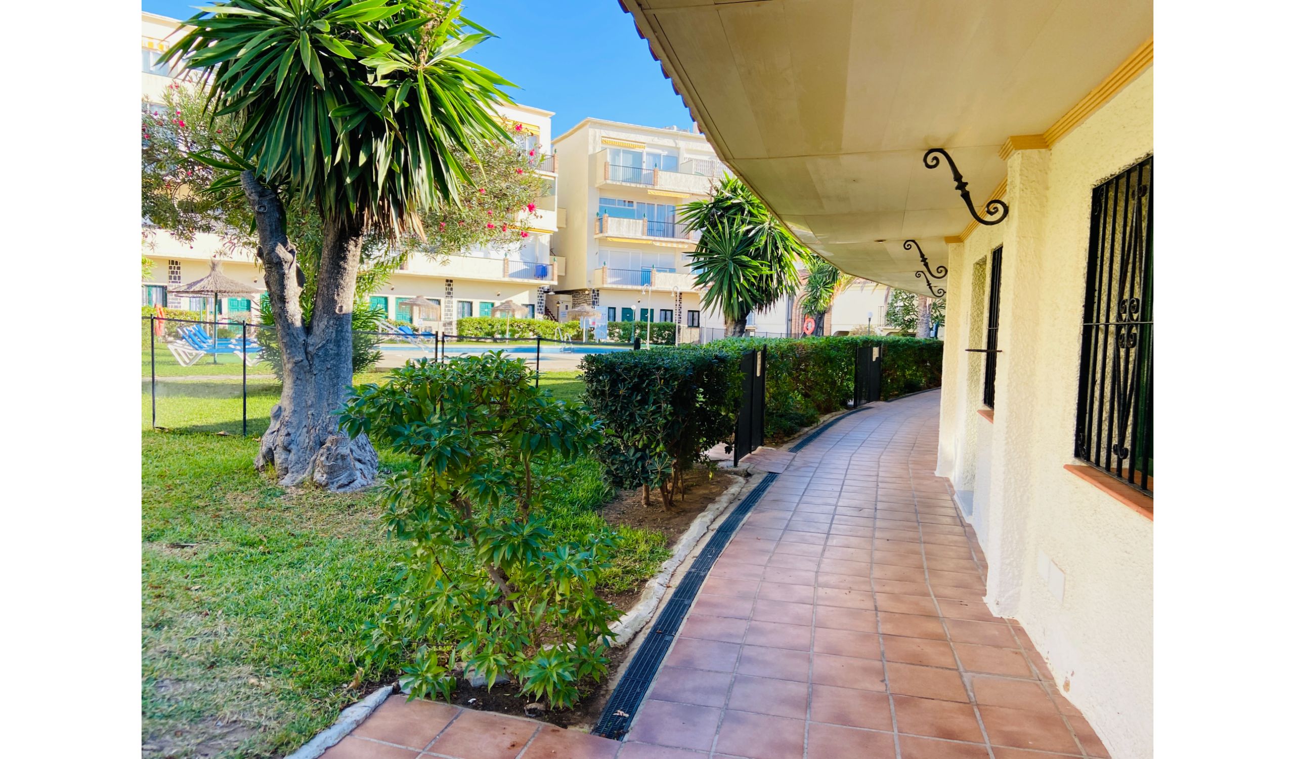 Chambre lits jumeaux avec lit d'appoint