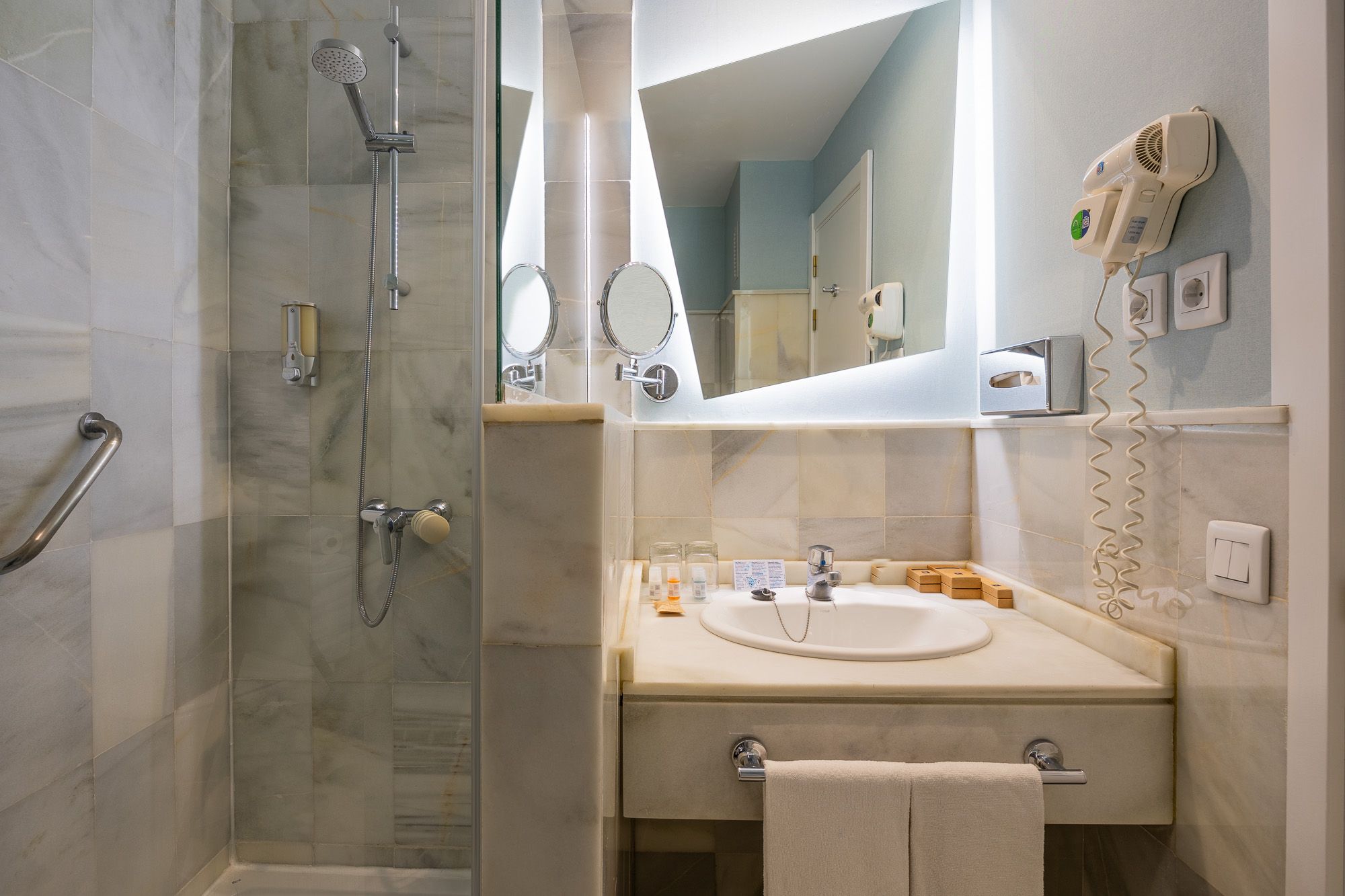 Atarazanas málaga boutique hotel, Malaga
