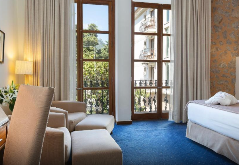 room detail thumbnail 0