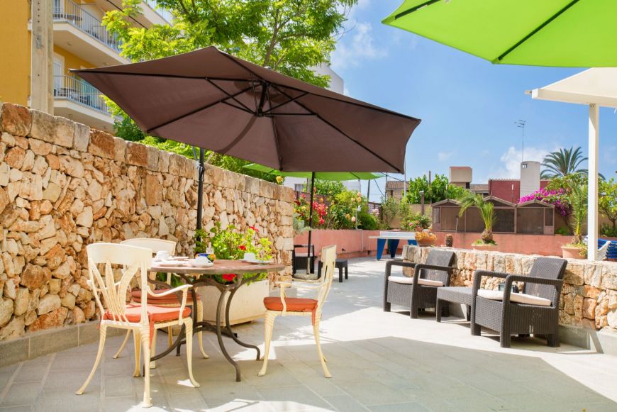 Hostal residencia sutimar, Illes Balears