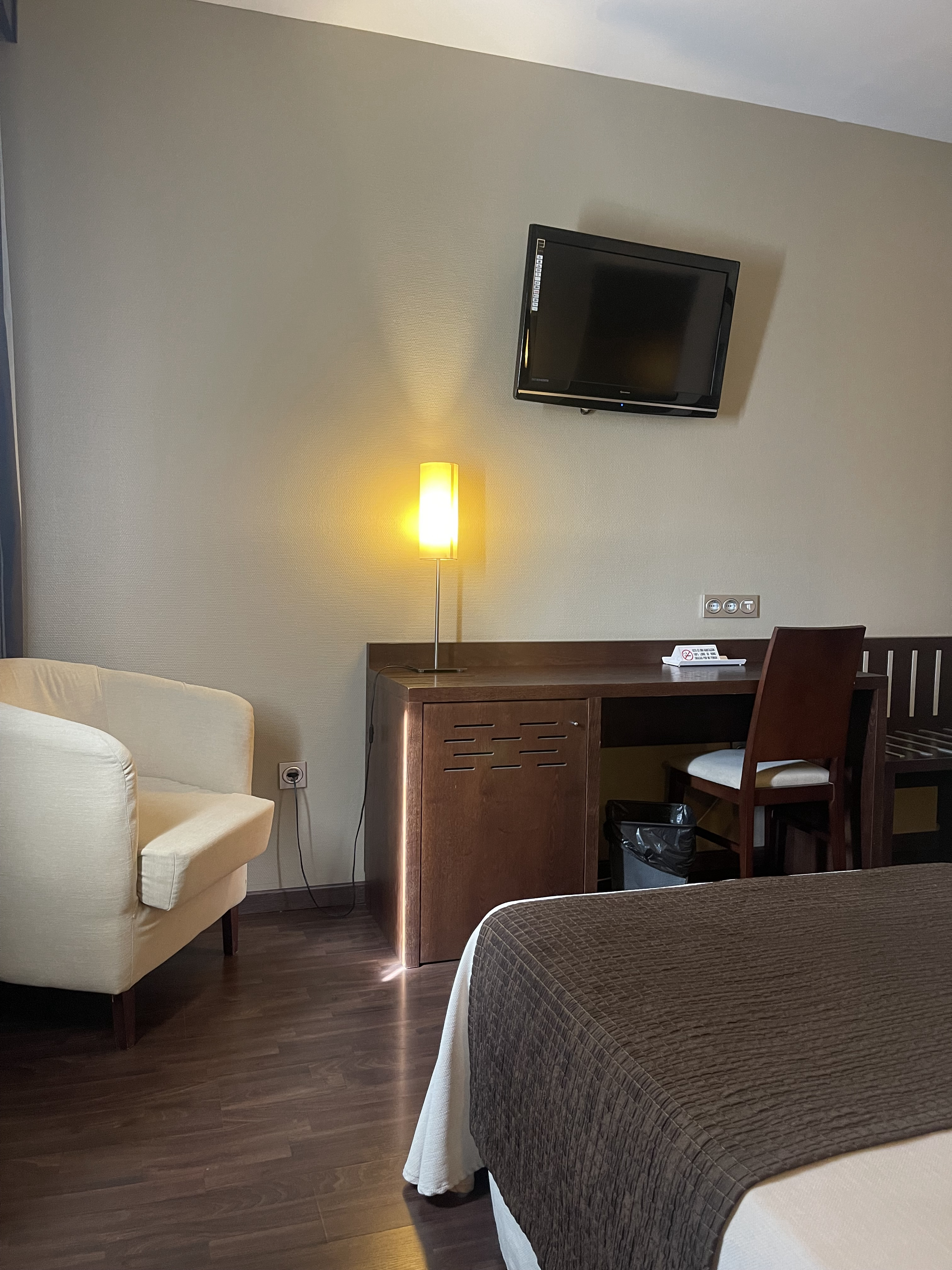 Hotel complejo leo 24h, Monesterio