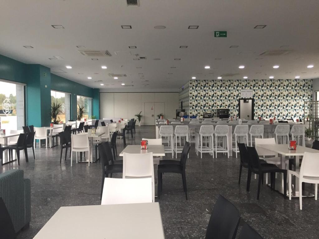 Hotel complejo leo 24h, Monesterio