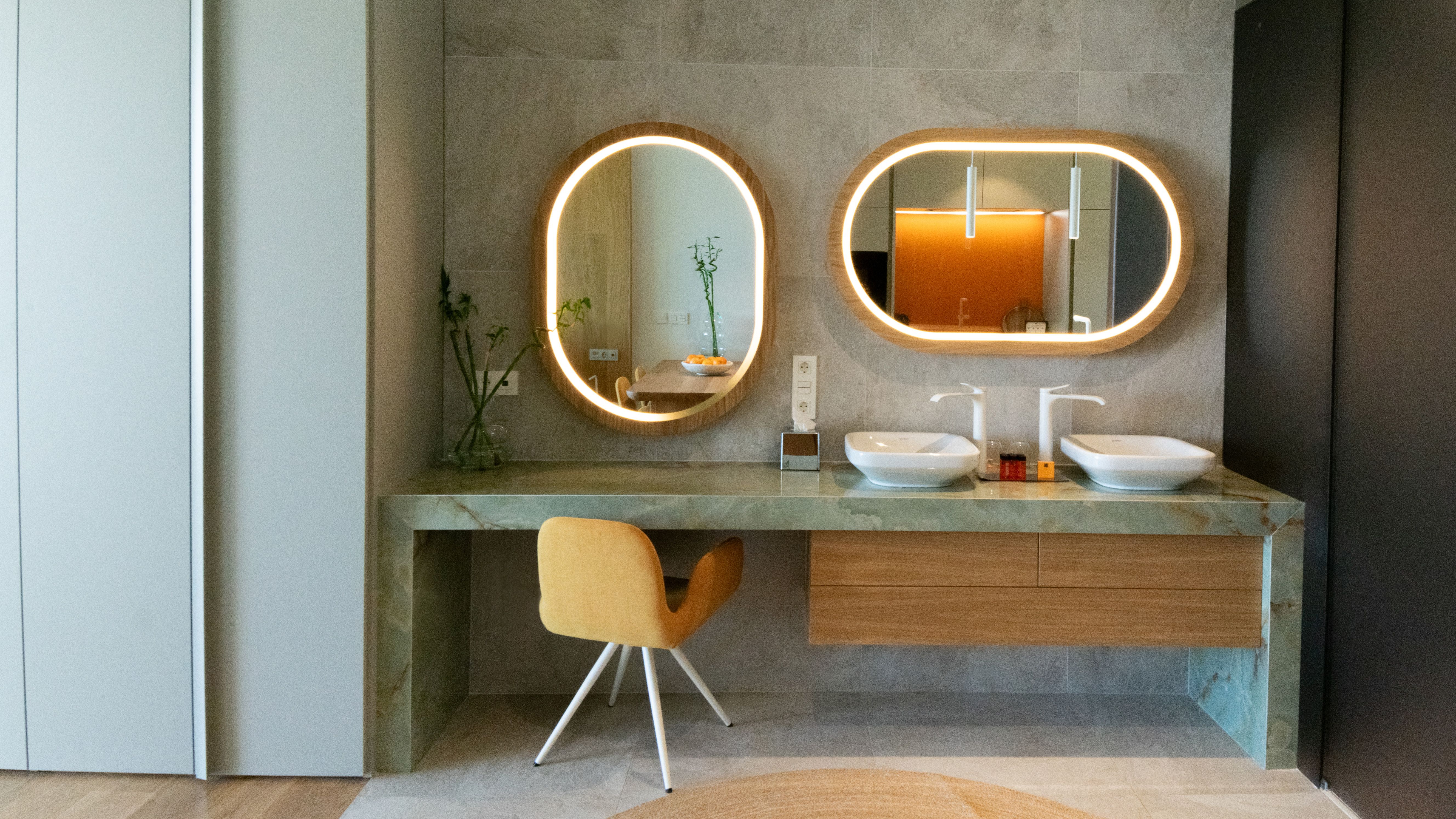 Leiro residences 