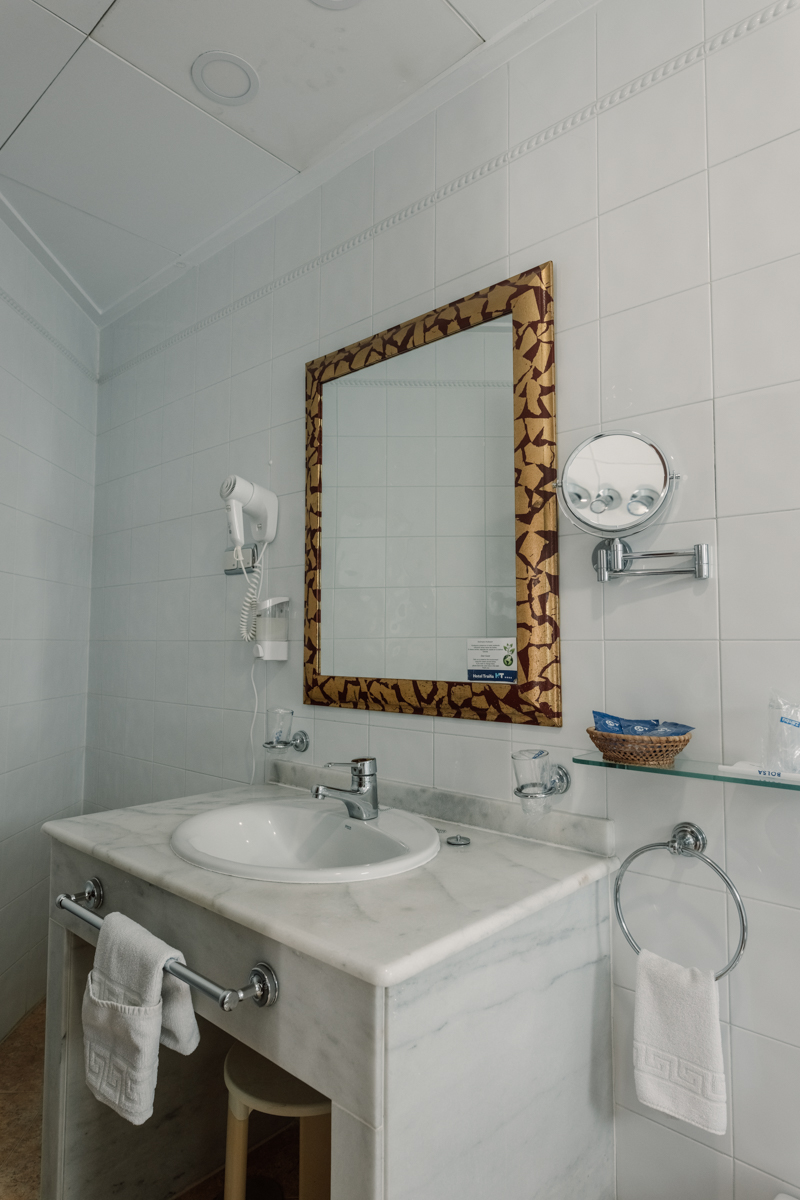 Classic triple room